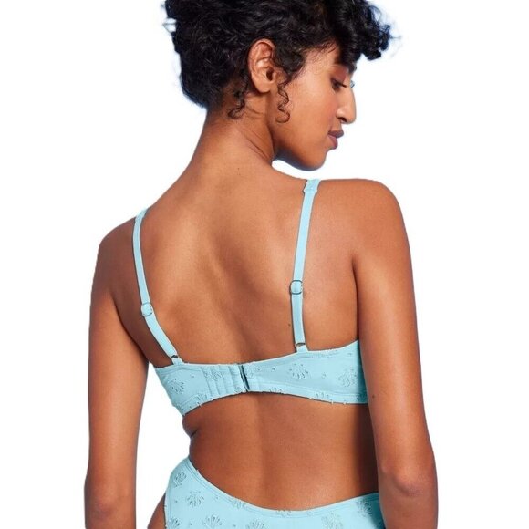 Wild Fable Light Blue Shell Pointelle Underwire Bikini Swim Top -- Large 12-14 - Picture 2 of 6